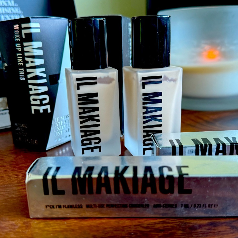 Il Makiage IM FLAWLESS Concealer 2.5 and WOKE UP LIKE THIS foundation 20